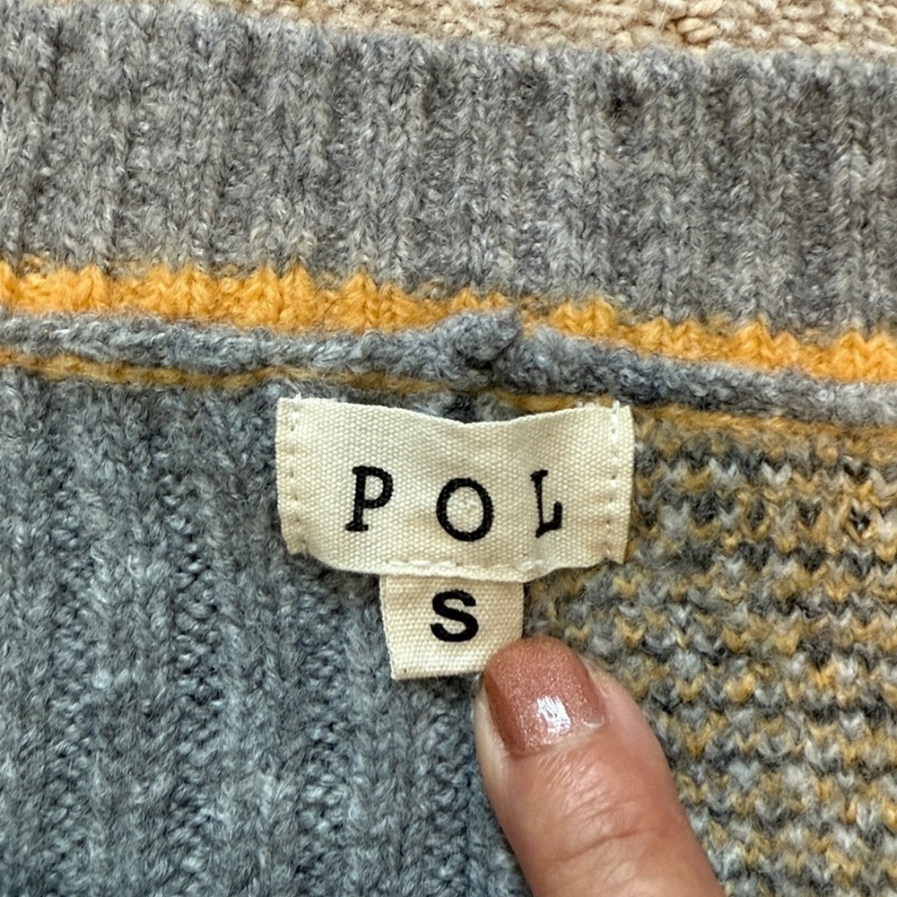 Pol gray/gold pullover plaid sweater sz S - Picture 2 of 5
